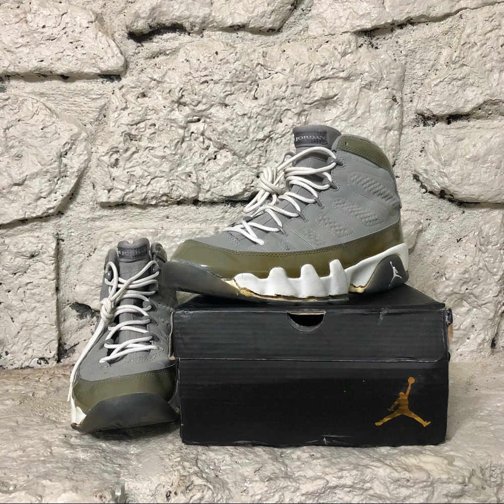 Jordan 9 Retro Cool Grey (2002)